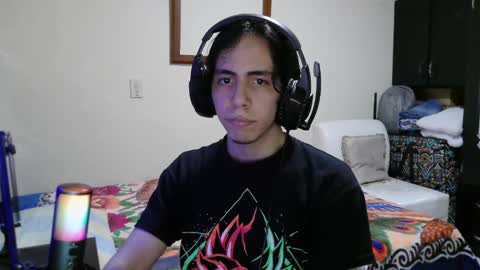 Snapshot of jeod315 chatting on October 29, 7:10 am jeod315 online show from October 29, 7:10 am