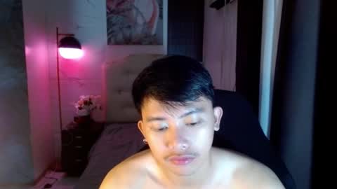 jeppie online show from December 3, 8:29 pm