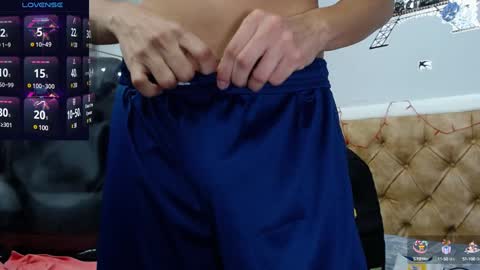  JEREMIAS  online show from February 1, 6:19 pm