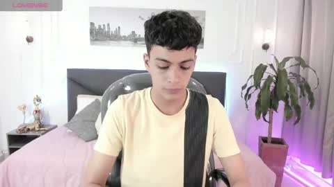  JEREMIAS  online show from June 5, 8:25 pm