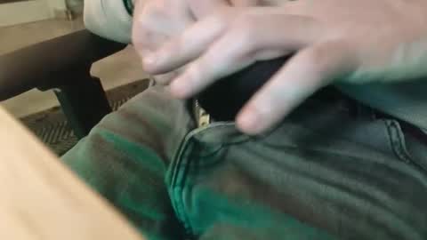 Snapshot of jeremie18cms chatting on January 21, 8:32 pm Machine Sperme online show from January 21, 8:32 pm