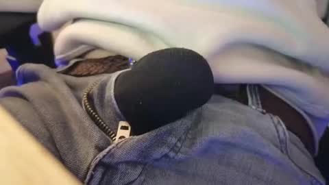 Snapshot of jeremie18cms chatting on February 15, 7:06 pm Machine Sperme online show from February 15, 7:06 pm