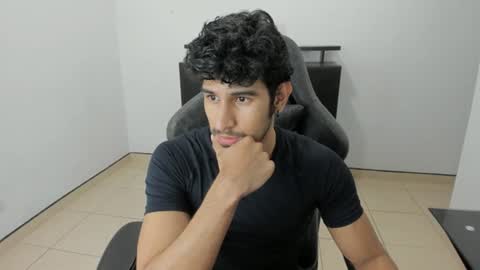 Snapshot of jeremy_colton_hot chatting on August 1, 9:30 am jeremy_colton_hot online show from August 1, 9:30 am