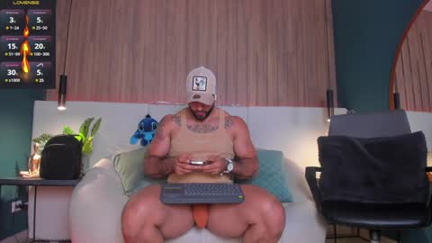 Jeremy online show from December 6, 2:24 am