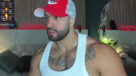 Snapshot of jeremy_harden chatting on October 28, 12:36 am Jeremy online show from October 28, 12:36 am