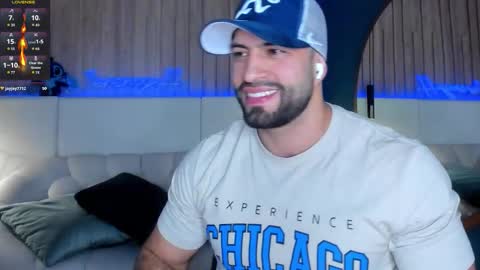 Snapshot of jeremy_harden chatting on November 26, 12:22 am Jeremy online show from November 26, 12:22 am