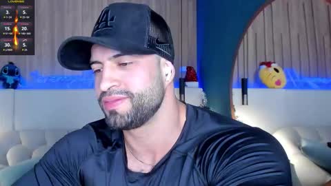 Snapshot of jeremy_harden chatting on December 16, 9:31 pm Jeremy online show from December 16, 9:31 pm