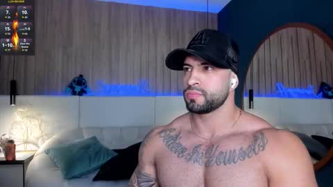 Snapshot of jeremy_harden chatting on January 11, 10:15 pm Jeremy online show from January 11, 10:15 pm