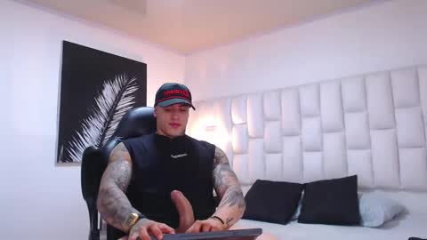 Jeremy lane online show from April 13, 11:21 pm