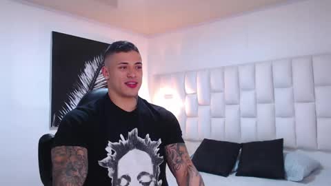 Jeremy lane online show from April 22, 11:28 pm