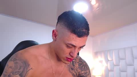 Jeremy lane online show from April 28, 2:27 am