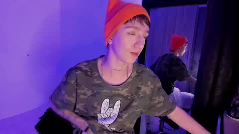 jero independent model online show from January 5, 1:35 am