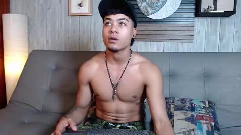 Jeremy online show from February 18, 9:33 pm