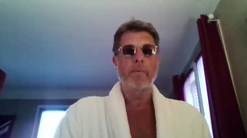 jerflor online show from April 12, 4:34 pm