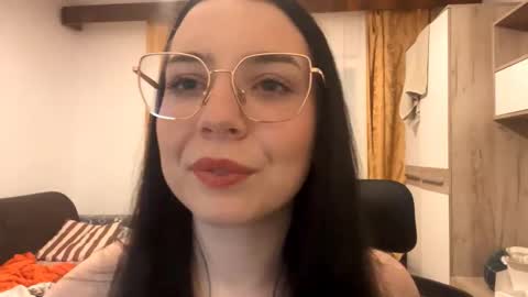 Lucy online show from January 17, 5:27 pm