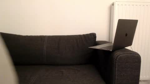 Snapshot of jerkoffboy99 chatting on April 16, 7:36 pm jerkoffboy99 online show from April 16, 7:36 pm