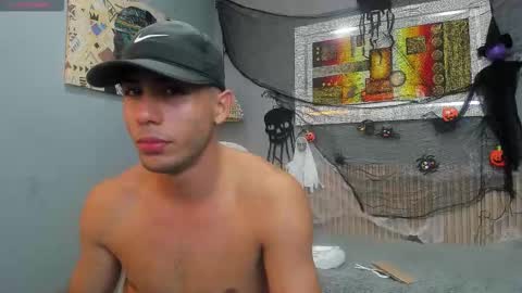 jerry_cock online show from October 17, 7:49 pm