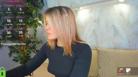 Snapshot of jerry_hall chatting on May 19, 1:11 am Jerry online show from May 19, 1:11 am