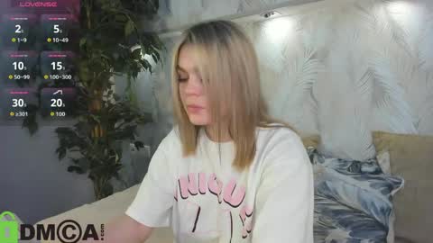 Snapshot of jerry_hall chatting on May 28, 1:25 am Jerry online show from May 28, 1:25 am