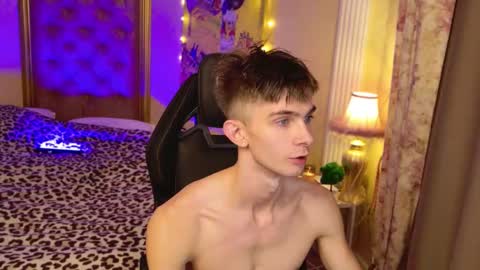 Snapshot of jerry_lucky chatting on November 17, 6:19 am Jerry online show from November 17, 6:19 am