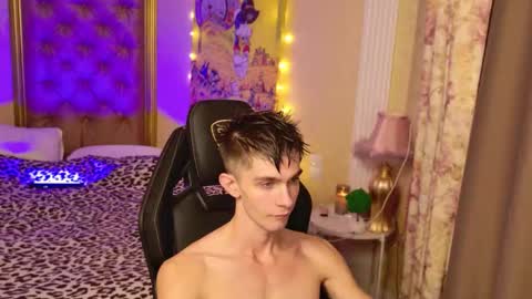 Snapshot of jerry_lucky chatting on November 18, 6:29 am Jerry online show from November 18, 6:29 am