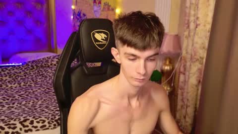 Snapshot of jerry_lucky chatting on November 19, 6:24 am Jerry online show from November 19, 6:24 am