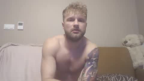 Snapshot of jerryalise chatting on December 20, 12:05 pm jerryalise online show from December 20, 12:05 pm