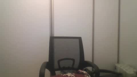 Snapshot of jerryalise chatting on January 5, 10:29 pm jerryalise online show from January 5, 10:29 pm