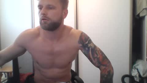 Snapshot of jerryalise chatting on September 12, 3:23 pm jerryalise online show from September 12, 3:23 pm