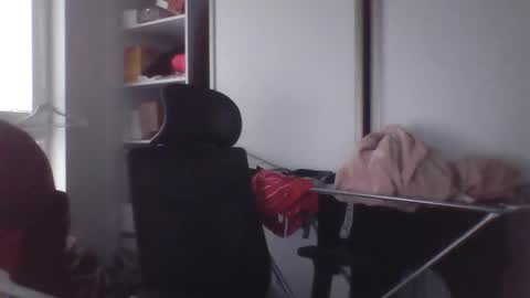 Snapshot of jerryalise chatting on January 11, 2:22 pm jerryalise online show from January 11, 2:22 pm