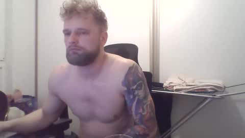 Snapshot of jerryalise chatting on February 23, 4:10 am jerryalise online show from February 23, 4:10 am