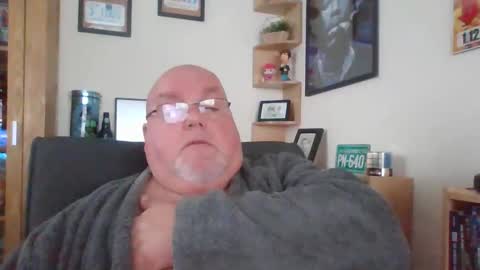 Snapshot of jerseyhammer01 chatting on November 3, 8:37 am Harry online show from November 3, 8:37 am