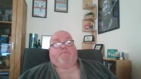 Snapshot of jerseyhammer01 chatting on November 20, 8:47 am Harry online show from November 20, 8:47 am