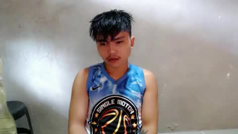 Snapshot of jerwinpenas00 chatting on June 7, 6:17 am jerwinpenas00 online show from June 7, 6:17 am
