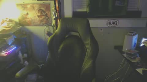 Snapshot of jerzey2k2 chatting on January 28, 4:29 am Jerzey2k2 aka the Alpha online show from January 28, 4:29 am