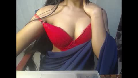 Jesi online show from January 14, 2:12 pm