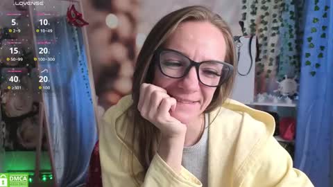 jesica_moon_peachyy online show from May 1, 3:00 am