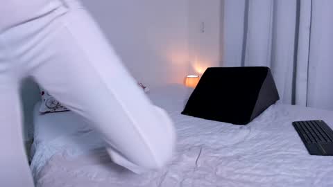 jessica herreraToday I will be your devil and you my victim online show from February 5, 8:57 pm