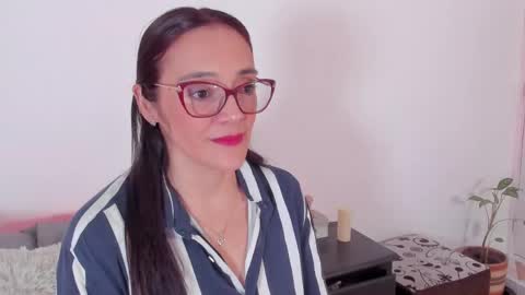 jessica herreraToday I will be your devil and you my victim online show from April 22, 10:00 pm