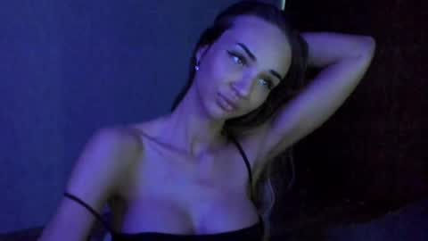 Snapshot of jess1ca_rabb1t chatting on February 7, 5:31 am jess1ca_rabb1t online show from February 7, 5:31 am