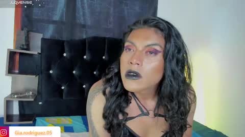 jess_hoffman online show from April 18, 7:58 pm