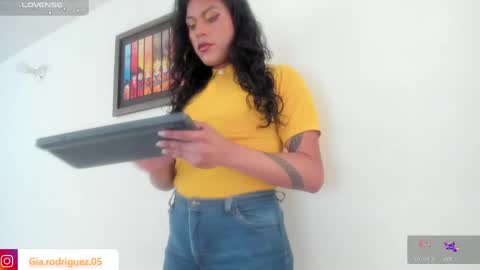 jess_hoffman online show from April 20, 5:48 pm