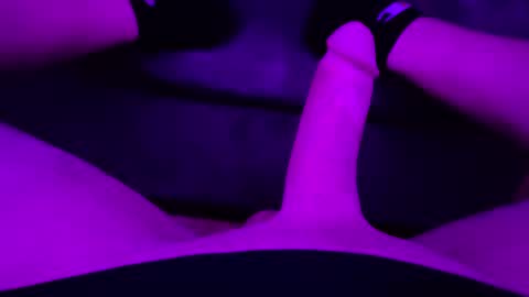 Snapshot of jesseboyy chatting on January 7, 3:14 am jesseboyy online show from January 7, 3:14 am