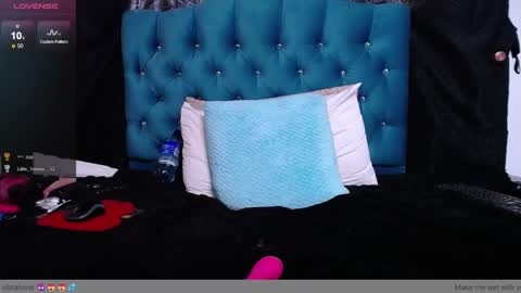 Snapshot of jessi1986_ chatting on January 18, 3:05 pm Jessie online show from January 18, 3:05 pm