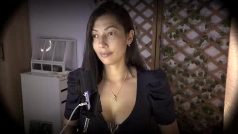 Snapshot of jessi_dreams chatting on May 17, 4:43 am Jessica Gomez online show from May 17, 4:43 am
