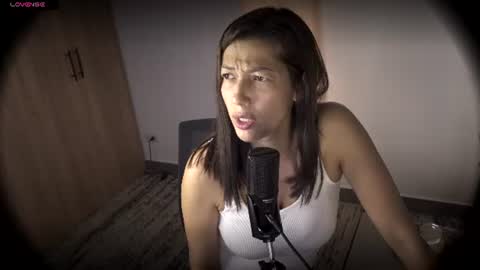 Snapshot of jessi_dreams chatting on July 11, 4:15 am Jessica Gomez online show from July 11, 4:15 am