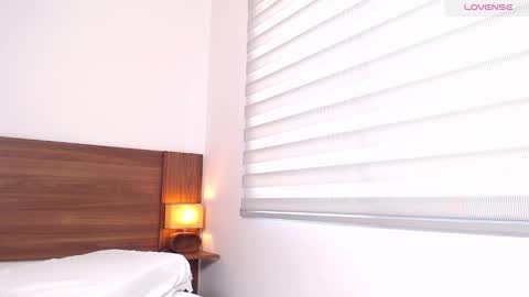 Snapshot of jessi_ocean chatting on March 1, 4:22 pm I AM JESSI online show from March 1, 4:22 pm