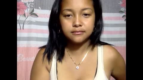 Snapshot of jessi_tastyxx172121 chatting on February 6, 8:23 pm jessi_tastyxx172121 online show from February 6, 8:23 pm