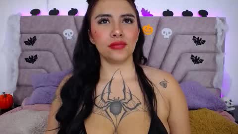 Snapshot of jessica_kraft_ chatting on October 22, 12:55 am Jessica Kraft online show from October 22, 12:55 am