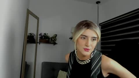 Snapshot of jessica_lisbon chatting on April 30, 4:24 pm Jessica online show from April 30, 4:24 pm